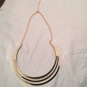 ♥️ gold statement necklace